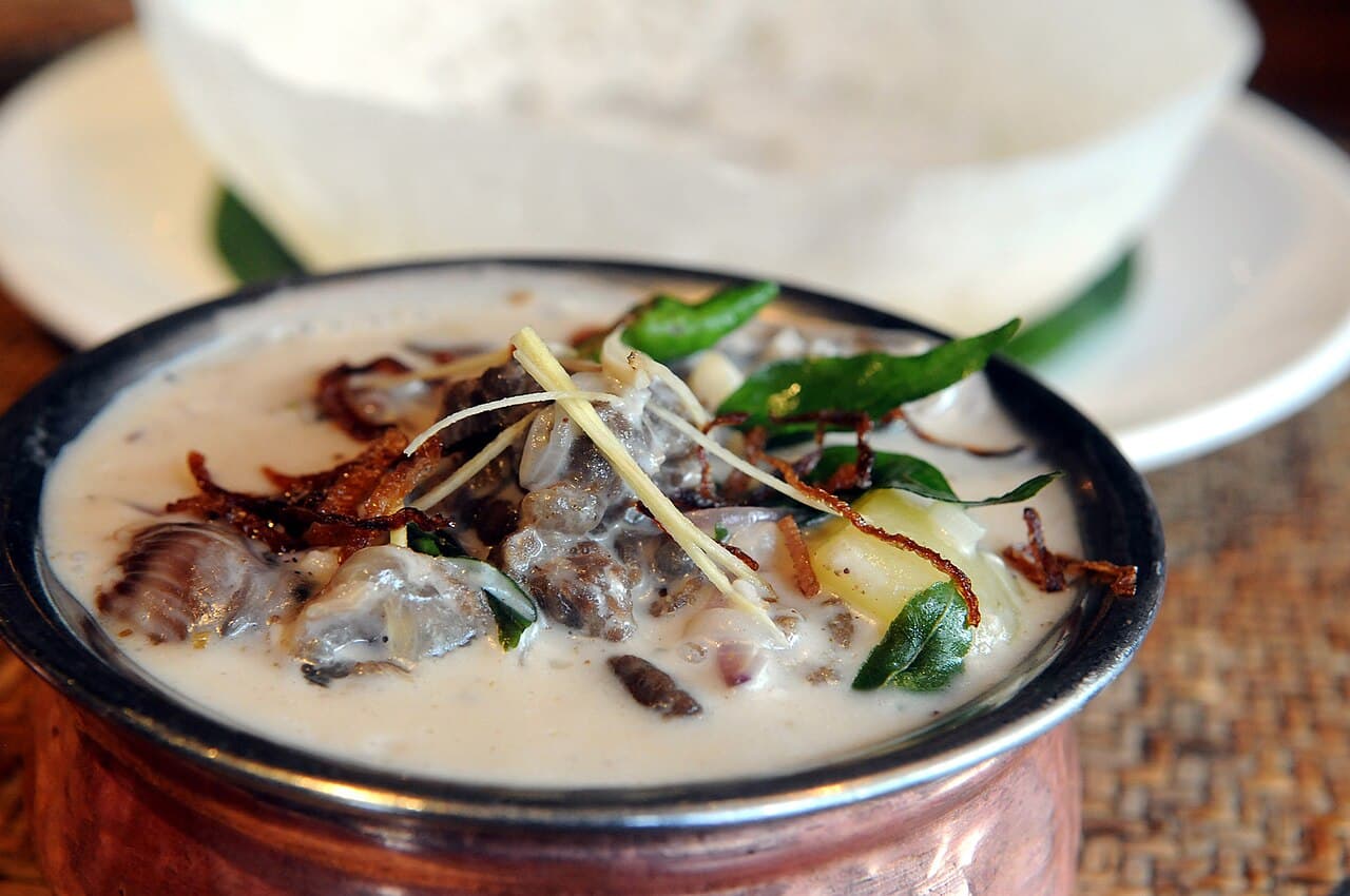 Fish moilee with appam